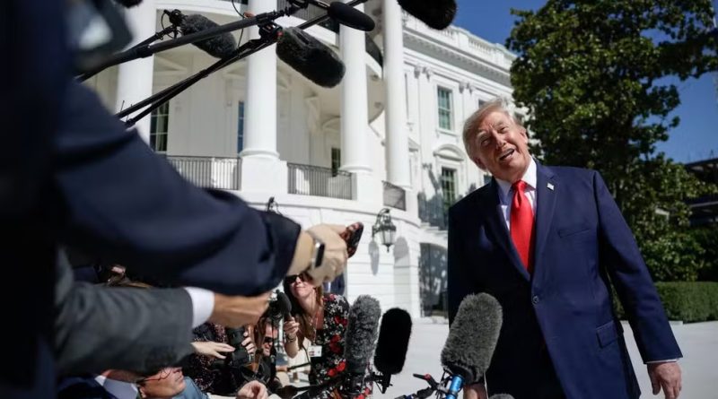 Trump diz que está acompanhando ‘muito de perto’ as eleições do Brasil