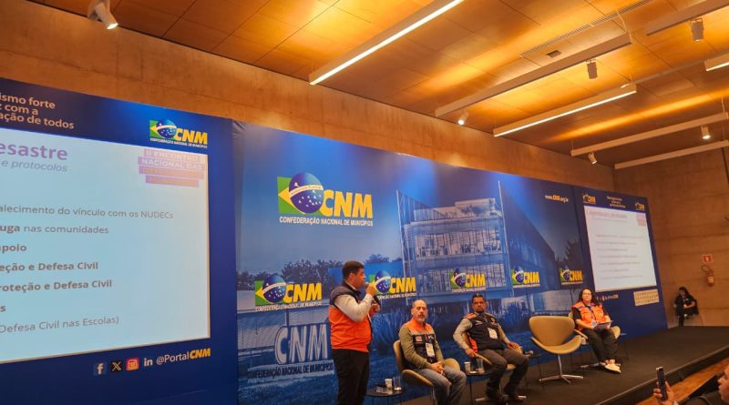 Petrópolis participa do II Encontro Nacional das Defesas Civis Municipais, em Brasília