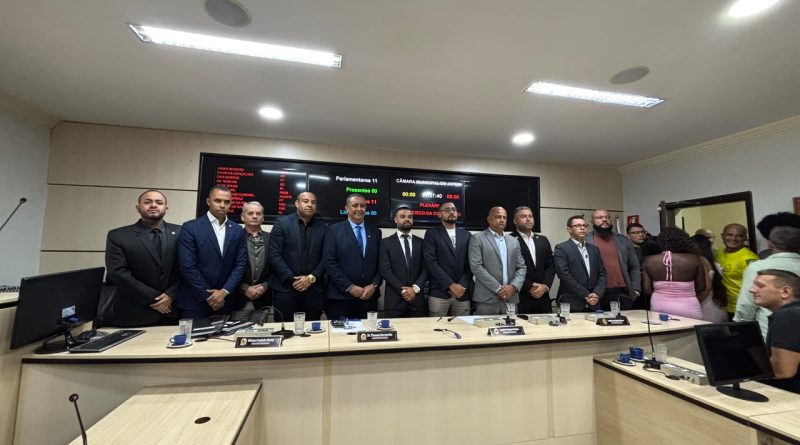 Carlos Januário toma posse como prefeito de Japeri e anuncia auditoria em contratos públicos