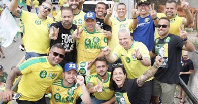Douglas Ruas lidera em Maricá motociata de apoio a Flávio Bolsonaro
