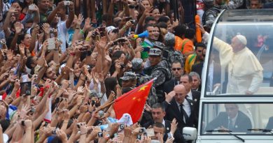 Câmara aprova homenagem ao Papa Francisco e criação de rota evangélica na cidade