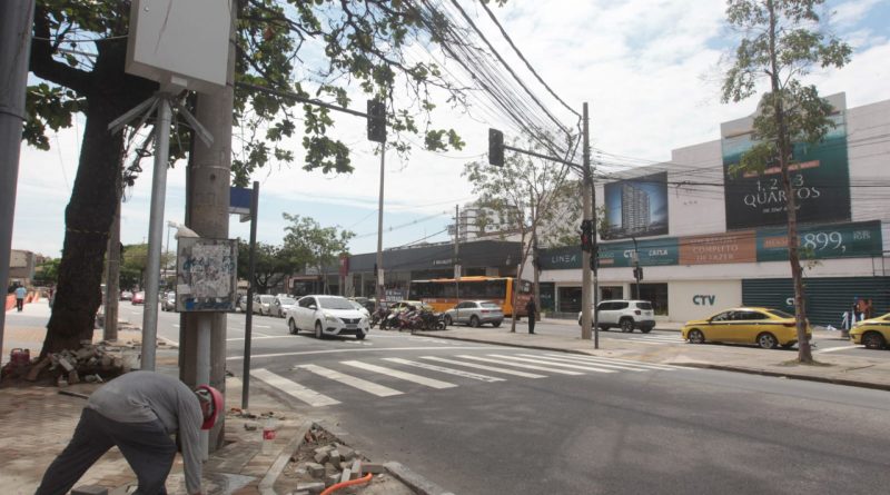 Após mudanças no sistema de cabos, sinais seguem apagados no Cachambi