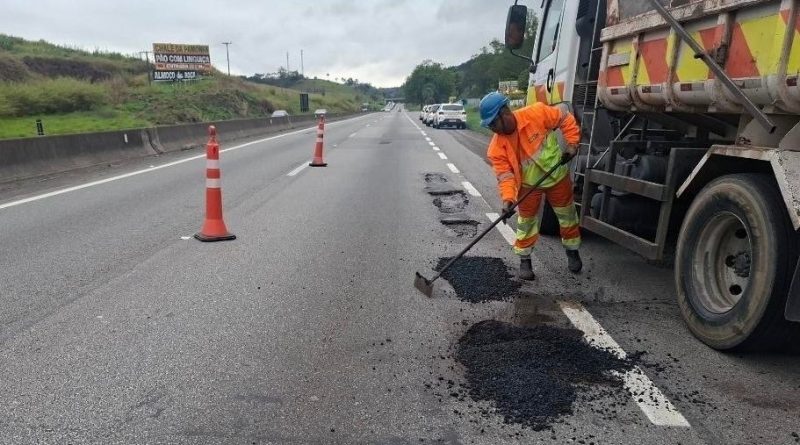 RioSP realiza serviços de recuperação de pavimento em trechos da Via Dutra