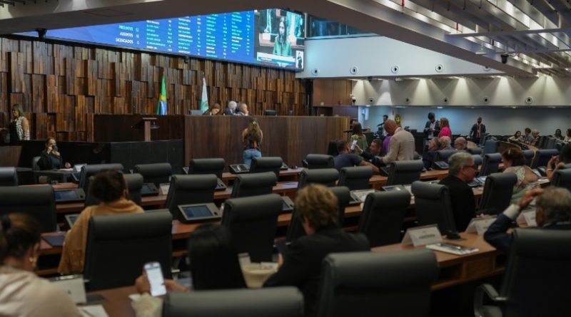 Projeto aprovado pela ALERJ incentiva municípios a adotar políticas para o envelhecimento saudável