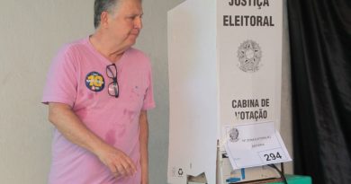 TSE dá dois dias para PGE se manifestar sobre desistência de Garotinho