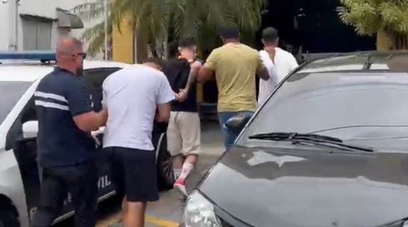 Polícia prende suspeitos de integrar quadrilha de furtos de veículos
