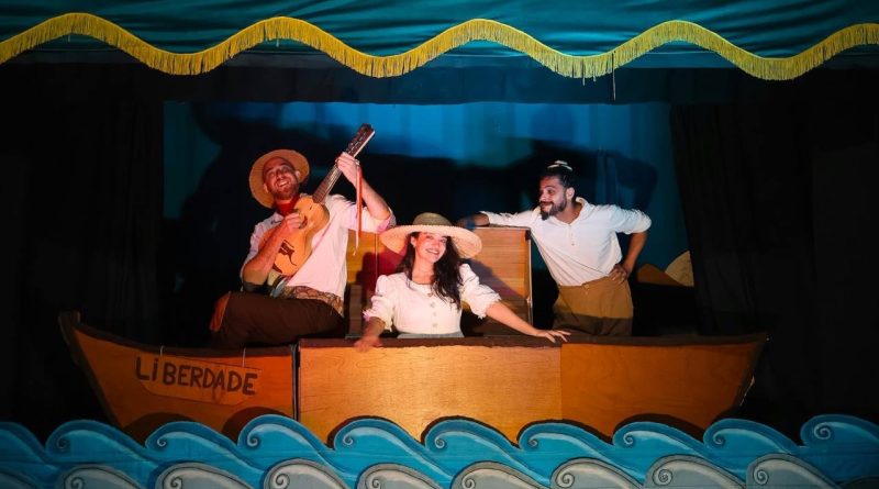 Projeto “Caixola Navegante”, do Grupo Teatro a Bordo, chega a Japeri com cultura, educação e arte na estrada