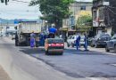 Prefeitura de Belford Roxo realiza aplicação de novo asfalto&nbsp;na Avenida &nbsp;Joaquim da Costa Lima em Santa Amélia