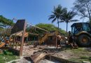 Prefeitura de Búzios conclui demolição de estruturas na Praia Brava e prepara recuperação ambiental