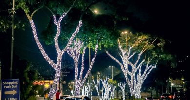 Clima natalino começa a tomar conta de Volta Redonda com instalação de iluminação especial