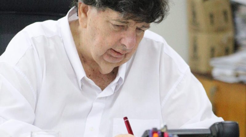 Prefeito Neto anuncia feriadão e antecipa pagamento de outubro dos servidores de Volta Redonda