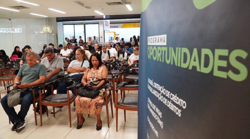Oportunidades reúne dezenas de gonçalenses no Partage Shopping