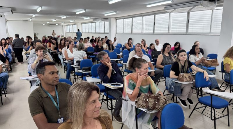 Três Rios reúne profissionais de saúde da região Centro-Sul em capacitação sobre febre maculosa