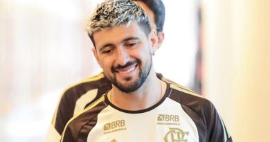 Flamengo adota otimismo para ter Arrascaeta contra o Estudiantes