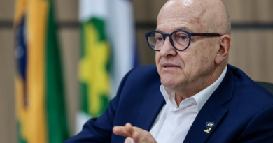 Governador do MT propõe classificar PCC e CV como terroristas&nbsp;