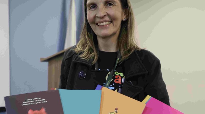 ProLEEI: 110 professores da Rede Municipal se formam no Programa Leitura e Escrita na Educação Infantil em Teresópolis