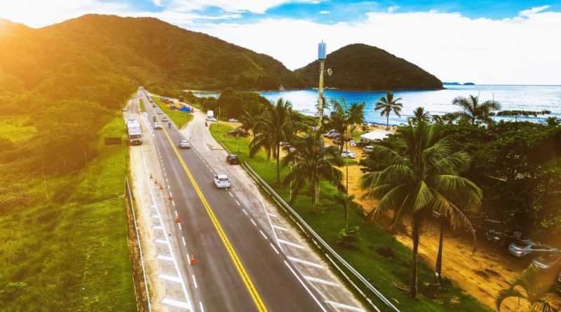 Feriado de Finados: RioSP estima mais de 1,7 milhão de veículos na Via Dutra e Rio-Santos