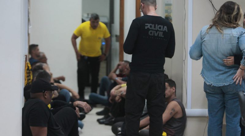 Esquema de adulteração de taxímetros no Galeão é alvo de operação